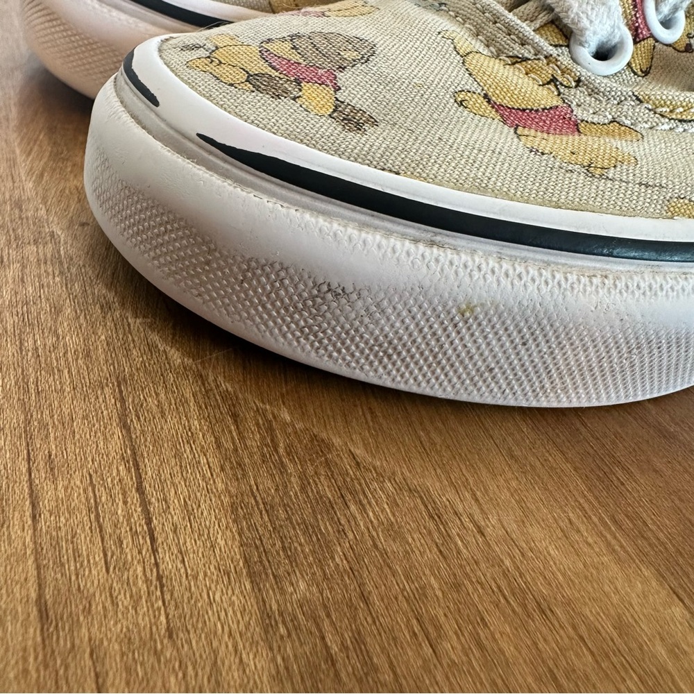VANS Winnie the Pooh Kids Sneakers Size 13 Honey Pot Toddlers Runners Shoes - Picture 7 of 16